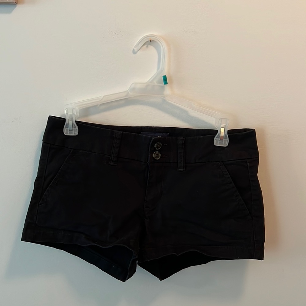 💙💛American Eagle Black Shorts💛💙